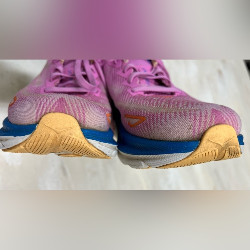 Women's Hoka Clifton 9 Running Shoes - Picture 12 of 13